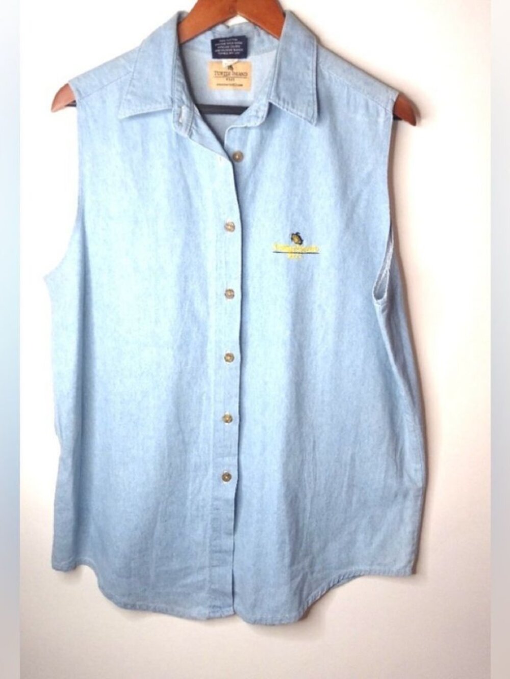 Turtle Island Fiji XL Chambray Cotton Sleeveless Button Down Top Plus